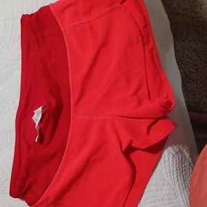 Lululemon size 6 speed up 2in inseam